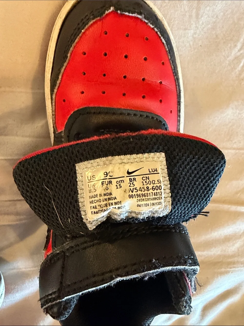 Nike bold red